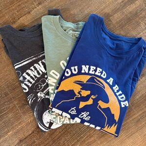 Graphic T-Shirts Bundle in Black, Green, and Blue - Size Large